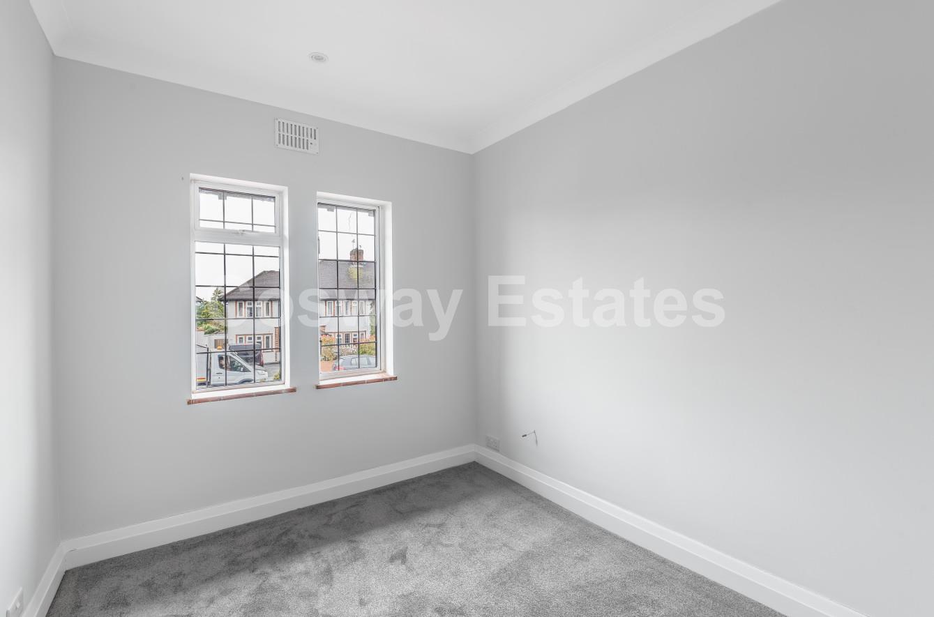 Elmgate Gardens, Edgware